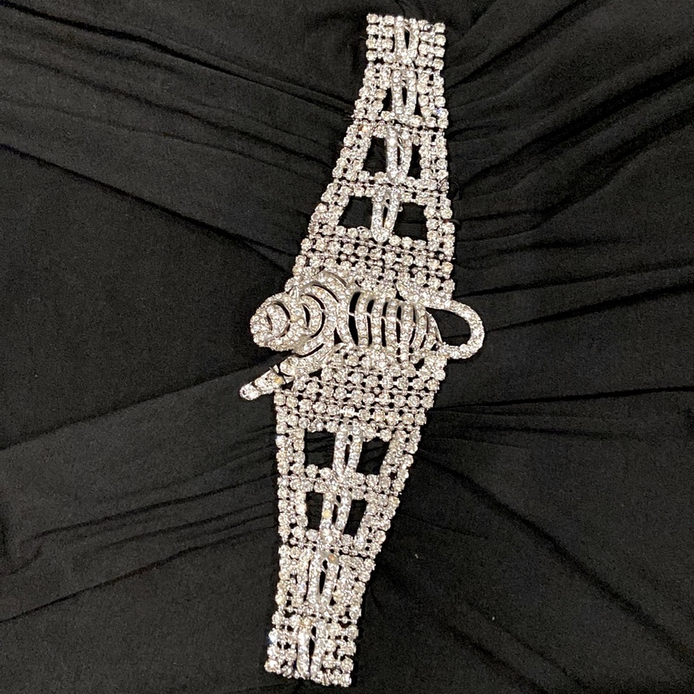 Stunning top with jewels size M